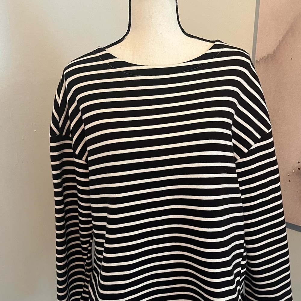 Mod Ref Boxy Scoop Neck Sweatshirt, Black/Cream Stripe, Size S/M